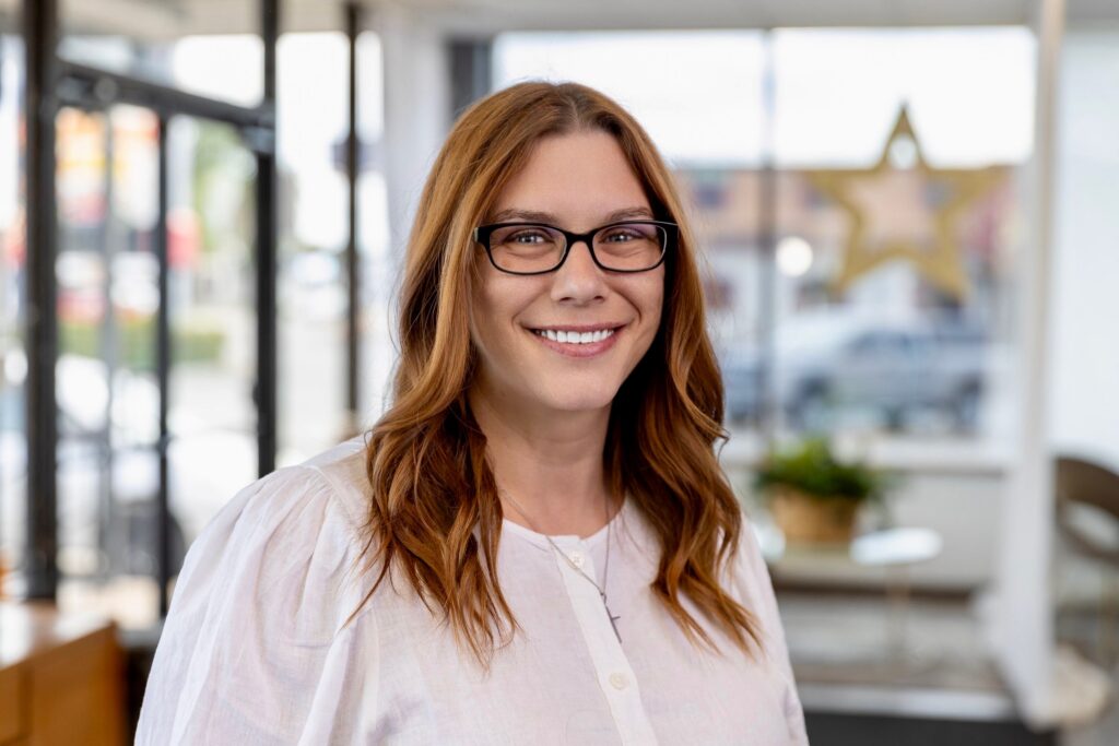 Lindsey, Office/ Staff Manager for Advance Employment Services in Billings, MT
